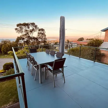 Family Beach Home Dromana Exterior photo